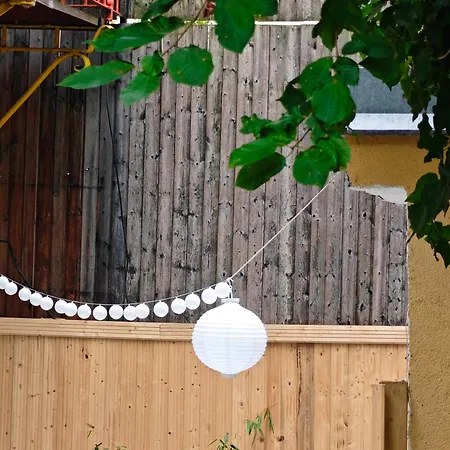 アパート Fuji With Terrace In Centre *